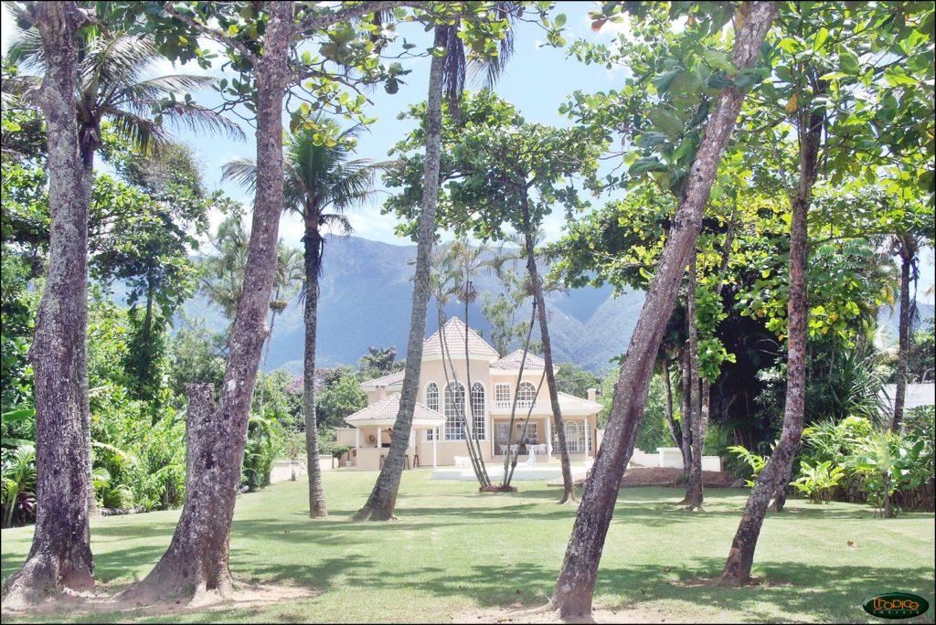 Beach Front Mansion Ubatuba