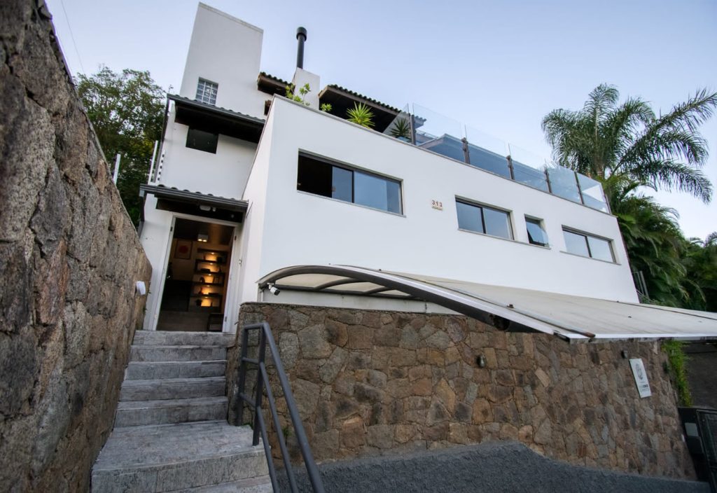 Remarkable Home Florianopolis