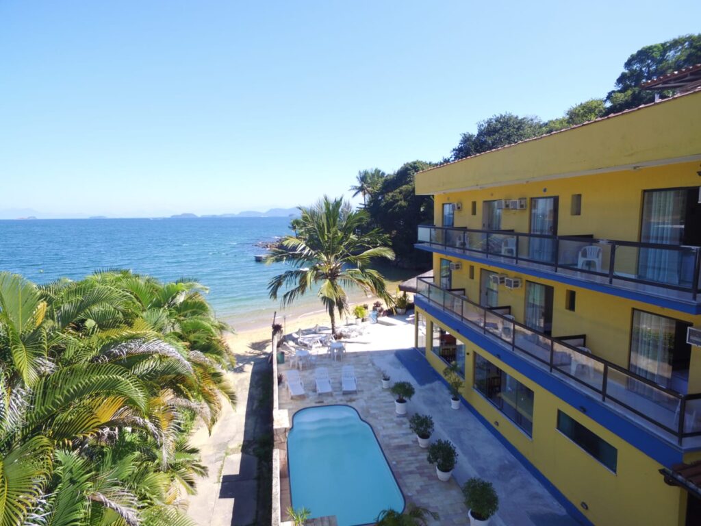 Beachfront Pousada Angra